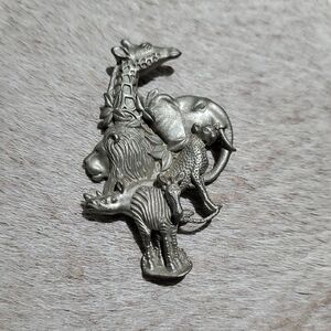 Vintage Safari Animal Brooch Noahs Ark